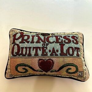 Accent pillow
